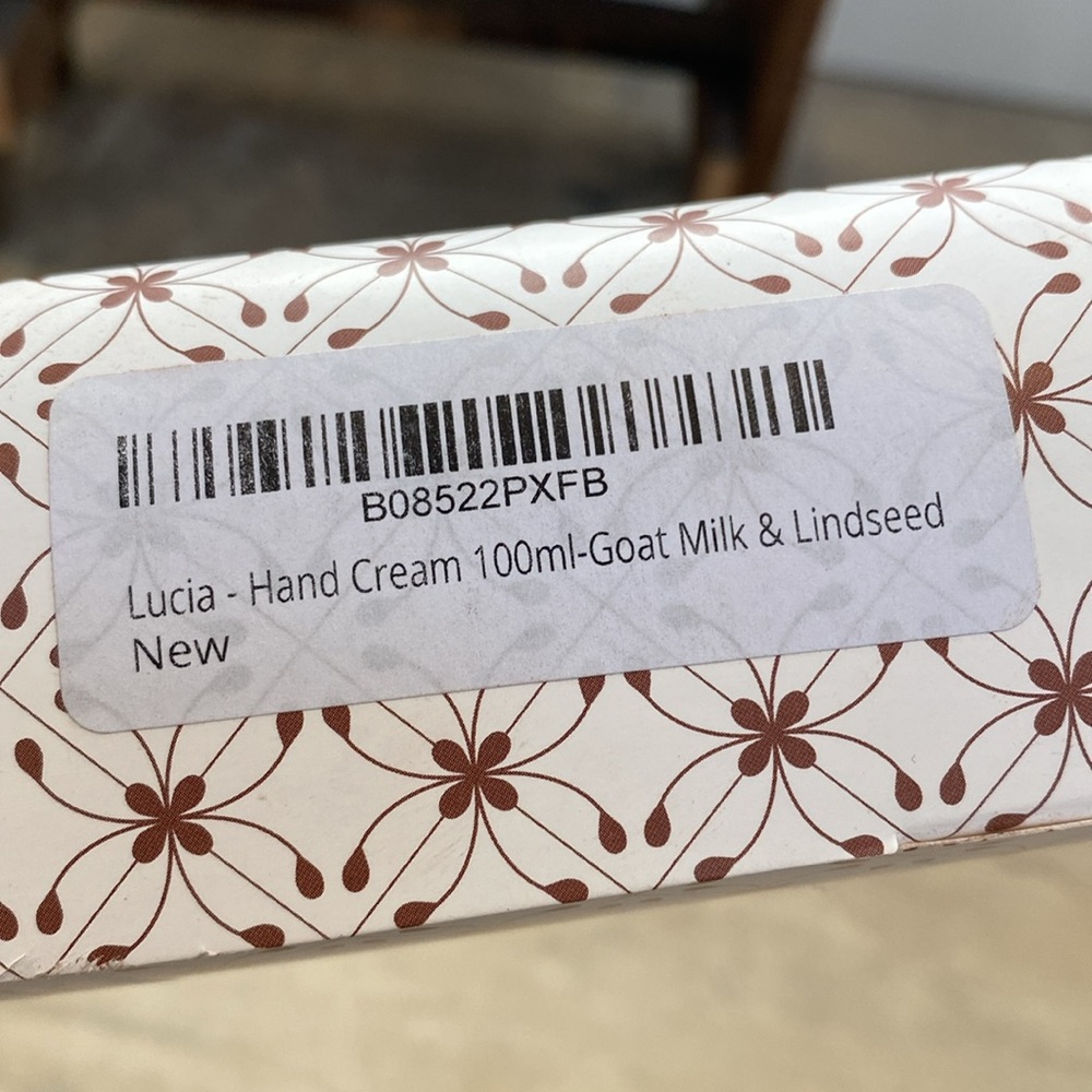 Lucia Hand & Body Cream - Picture 4 of 7